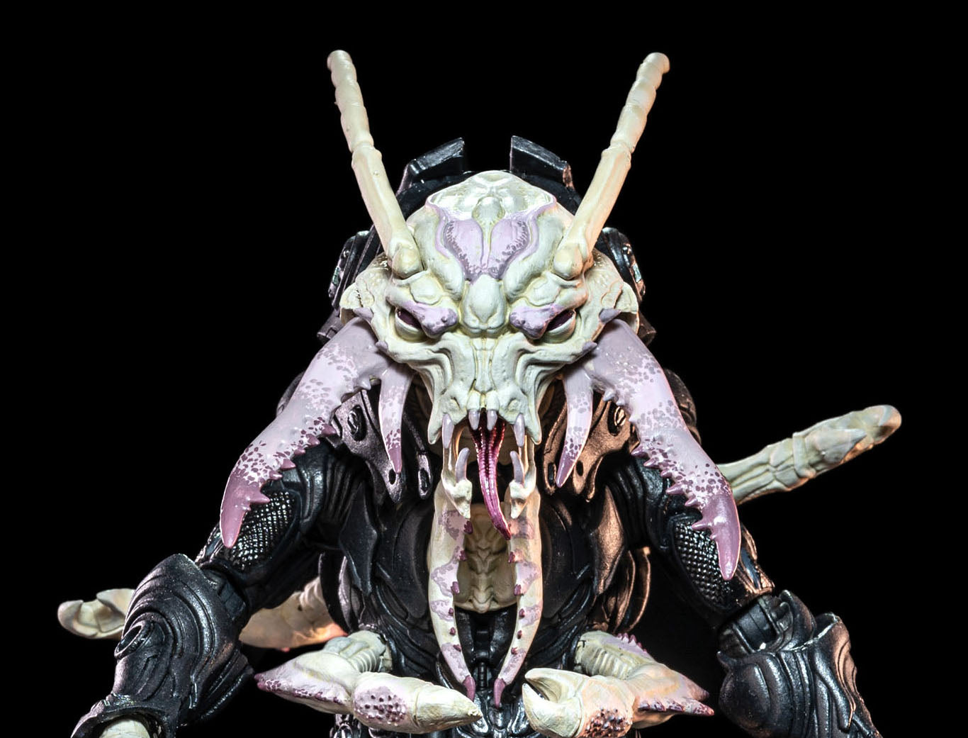 Cosmic Legions Outpost Zaxxius - Sphexxian Mine Worker (Deluxe)